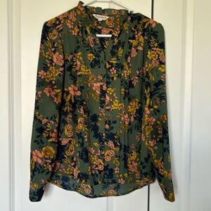 Nanette Lebore shirt.   Excellent preloved condition